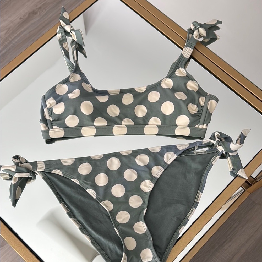 Retro Polka Dot Bikini Set - Green and White Bottoms XL Top L